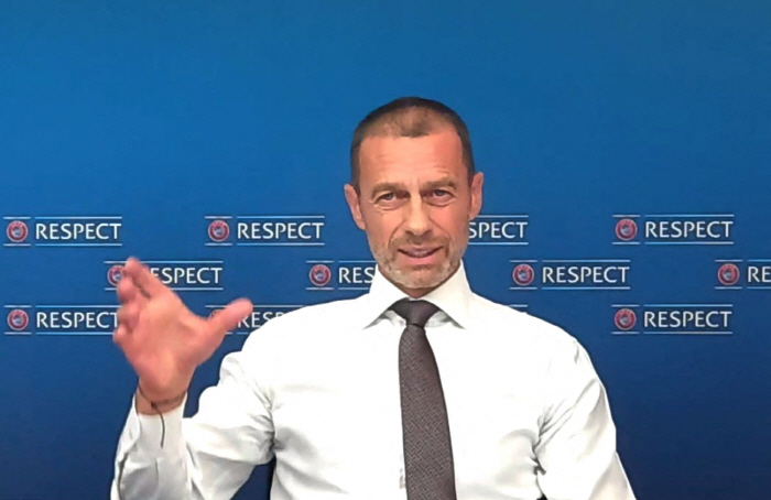 맨시티 과르디올라 감독-UEFA 회장의 설전 왜?…"맨시티 징계 정당하다…