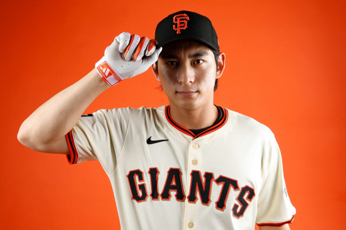 "무려 비거리 128m! 속도 177km/h!" 바람의 손자, MLB 데…