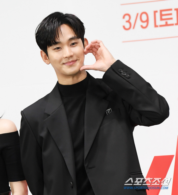 '눈물의 여왕' 김수현 "3년 휴식기, 군대라도 간 것처럼"