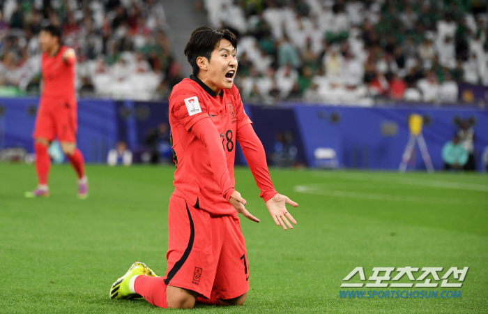 '비난과 논란→보이콧' 일생일대 기회 잡은 이강인, "그라운드 위 속죄"…