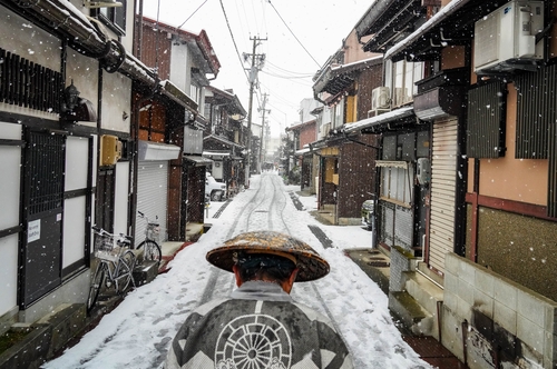  렌터카로 떠나는 일본 중서부…기후현과 도야마현