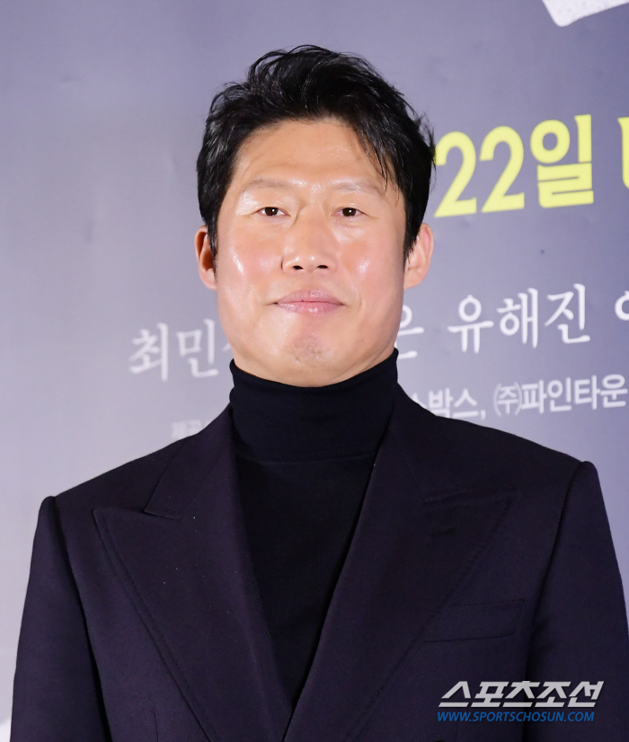 '왕의 남자'→'파묘'까지, 유해진 4000만이 선택한 '흥행 요정'