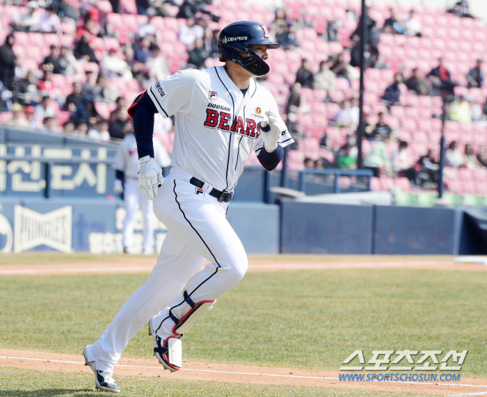 '시프트 금지→김재환 부활?' 폭풍 3안타보다 반가운 번쩍 스윙 "경기 …