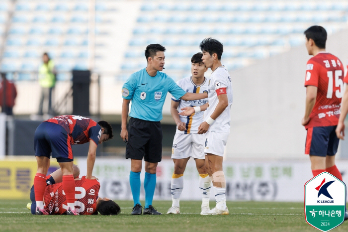 '연패 없다' 김천 상무 1위, '정효볼' 광주 2-1 제압…울산, 수원…