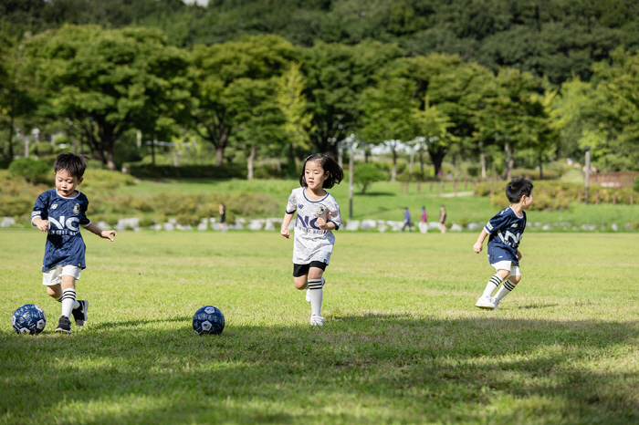 이랜드파크, 켄싱턴리조트 가평 '어린이 축구왕' 패키지 선보여