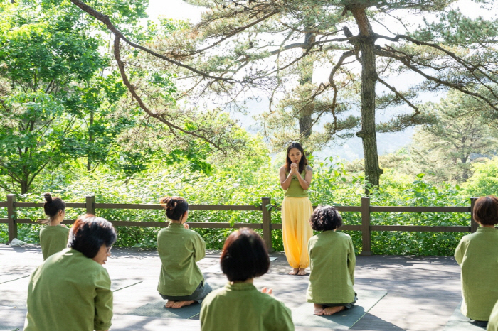 풀무원, 창사 40주년 기념식 개최…'풀무원지구식단' 모델 이효리 참여 …