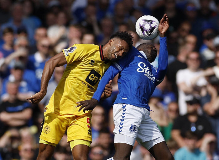 'EPL 역대 최악의 굴욕' 셰필드, 30년 만에 최다실점 수모…115년만의 기록 경신도 걱정이네