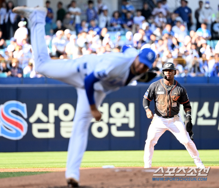 '많이 다친거 아니지?' 손목 꺾여 쓰러진 페라자에 아찔해진 한화 벤치