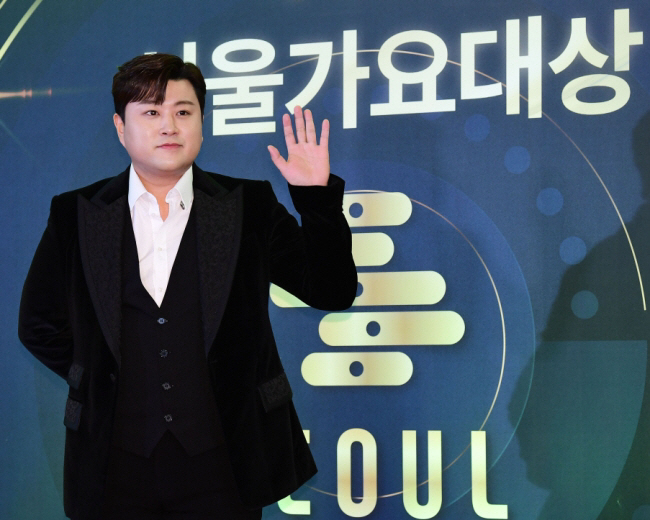 [SC이슈] 김호중 "음주운전" 고백 '너무 늦었다'…국과수에 압색까지 …