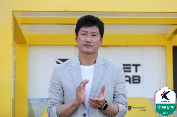 'K-무리뉴' 이정효 광주FC 감독의 무리수, 태도가 논란까지 야기했다