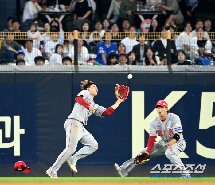 '1위 도취?' 간절함 잊었나...얼빠진 호랑이, 이래선 우승 문턱도 못…