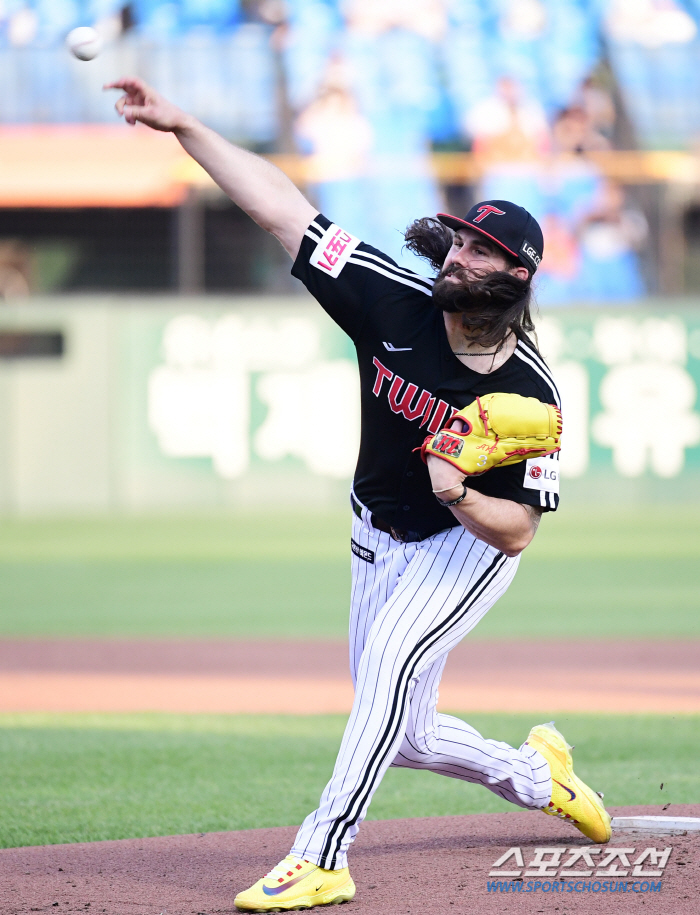 김용수→정삼흠→김태원→켈리. 71승 이상훈과 어깨를 나란히... "굉장히…