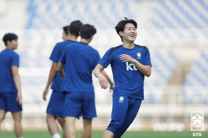 '클린스만은 계속 흔들지만…' 김도훈 감독의 증언 "우려할 정도 아니다,…