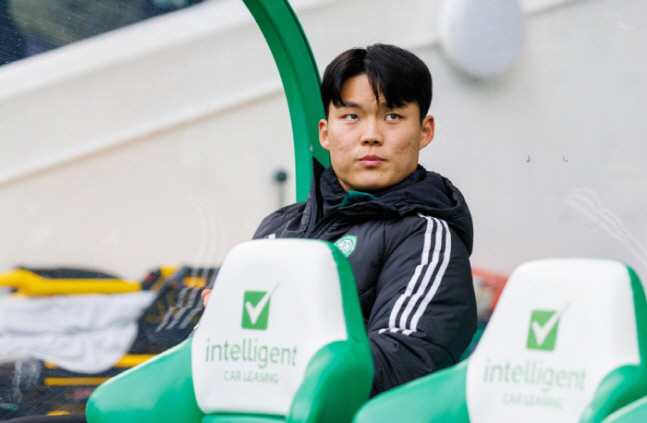 '한국 미래' 오현규, 벨기에 헹크 이적설...셀틱 방출 명단 올라 이적…