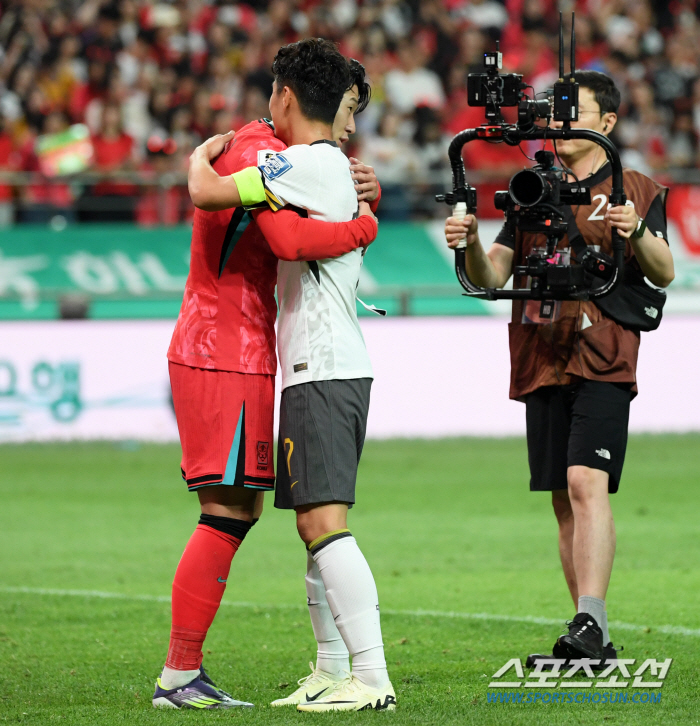 "감독 경질!"→"전략 성공. 한국 상대 희망 봤다". 지옥에서 천당. …