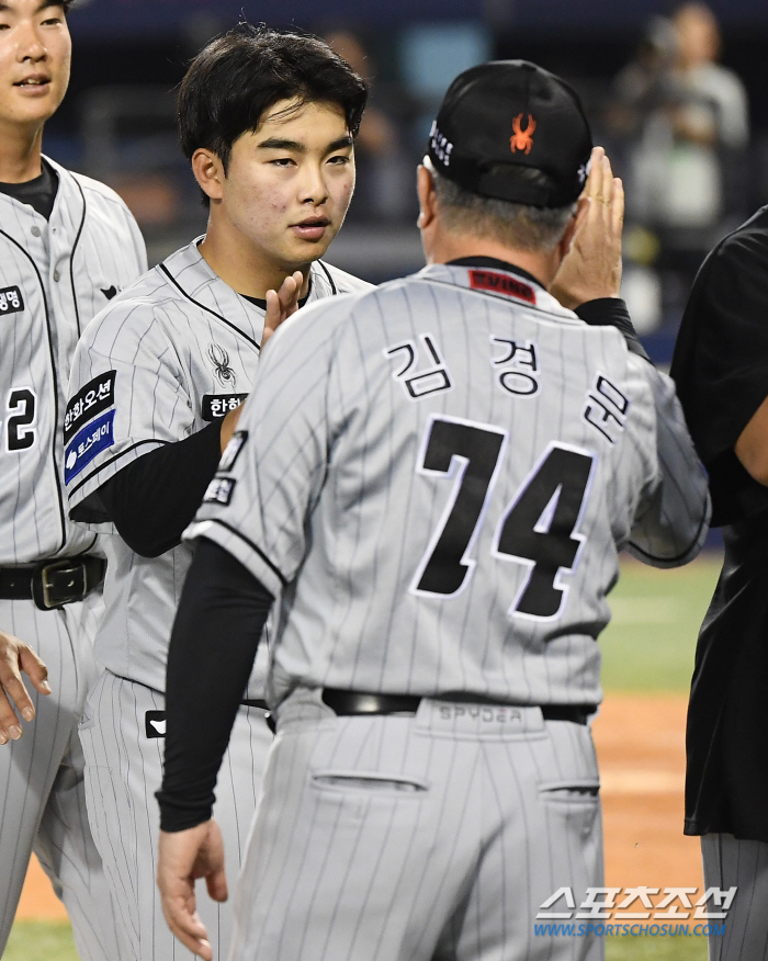 '연출 김경문, 주연 문현빈, 조연 하주석' 맥을 짚는 명의의 승부수, …