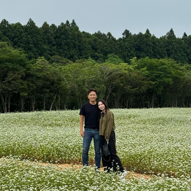 '홍보대사라면 이 부부처럼' 진태현♥·박시은, 10년째 이어 온 장애아 …