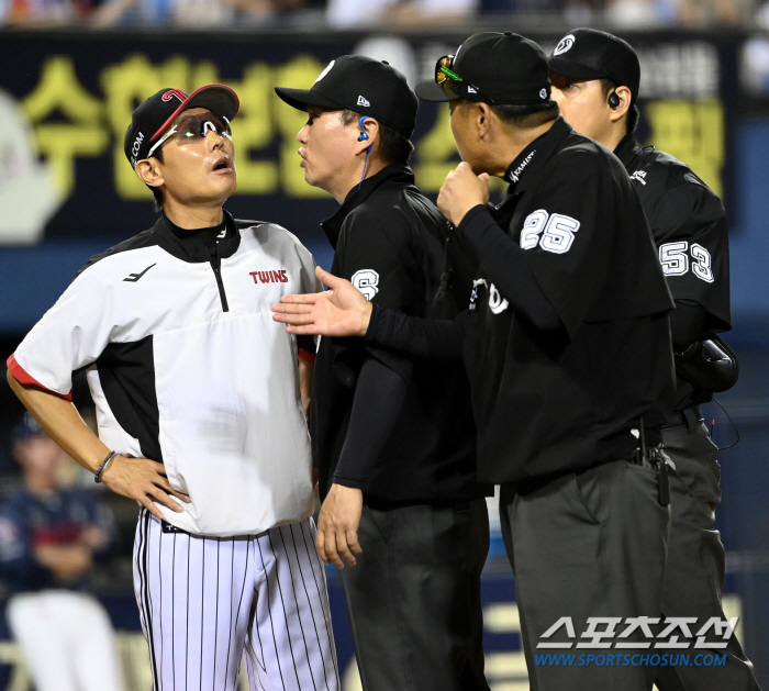 3:8→9:8. 역전승 1위팀의 저력. 퇴장 불사 염갈량 "끝까지 포기하…