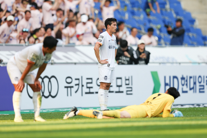 "첫 술에 배불러" '캡틴' 린가드. '빅리거의 진심'→아쉬움 가득 울산…