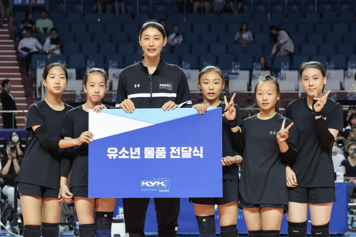 유인촌 장관X장미란 차관, 김연경 등 '배구 국대은퇴 선수' 만나 발전방…