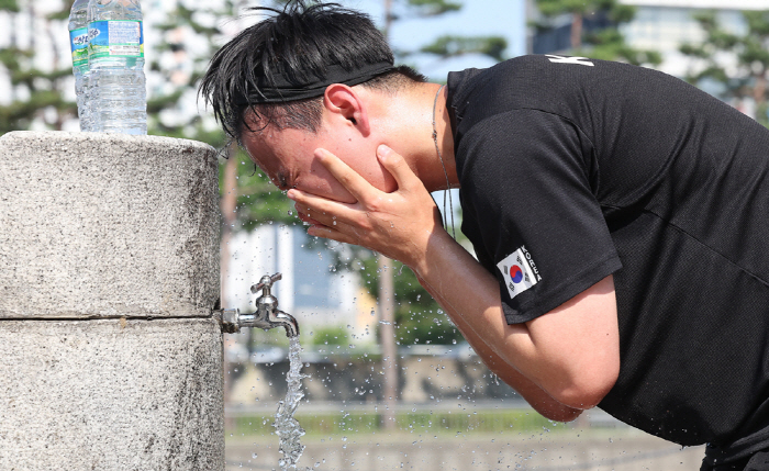 때이른 더위에 '온열질환' 주의보…일사병·열사병 차이는?