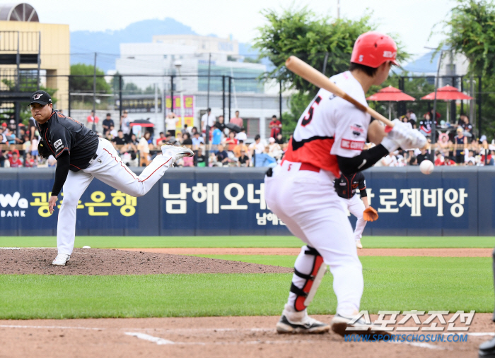 류현진 간 본 김도영, 스탠딩 삼진 주고 20-20홈런 뺏었다 [광주 현…