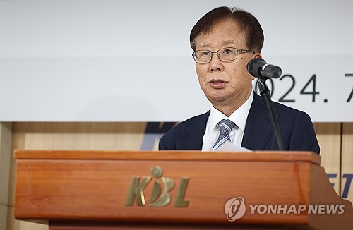 이수광 신임 KBL 총재 취임…"'팬 퍼스트' 행정 펼치겠다"(종합)