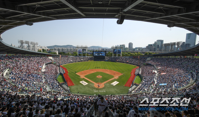 프로야구 역사 43년만에 최초! 전반기 600만 관중돌파 이뤄질까