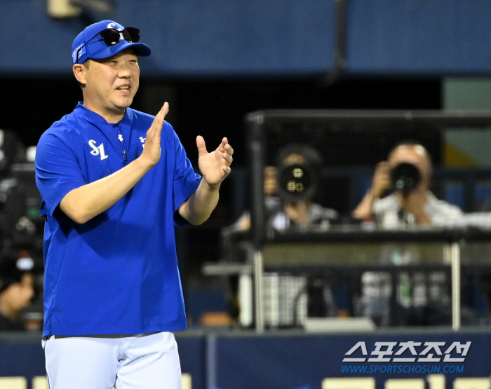 "5강 무리" 전망 비웃은 전반기 질주, 사령탑이 꼽은 '순항이유와 후반…