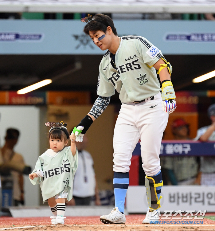 '그런 날+마라탕후루+배달의 마황' 끼 넘쳤던 KBO ★들, 최형우 '최…