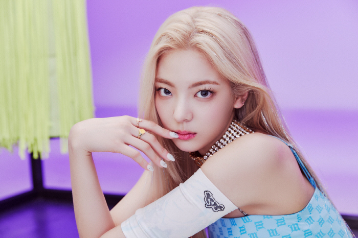  리아 "불안증상 호전" 1년만에 복귀…ITZY(있지) 하반기 완전체로 …