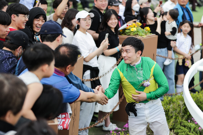 [경마] 2024년 상반기, 한국경마 다승 투톱은 누구?