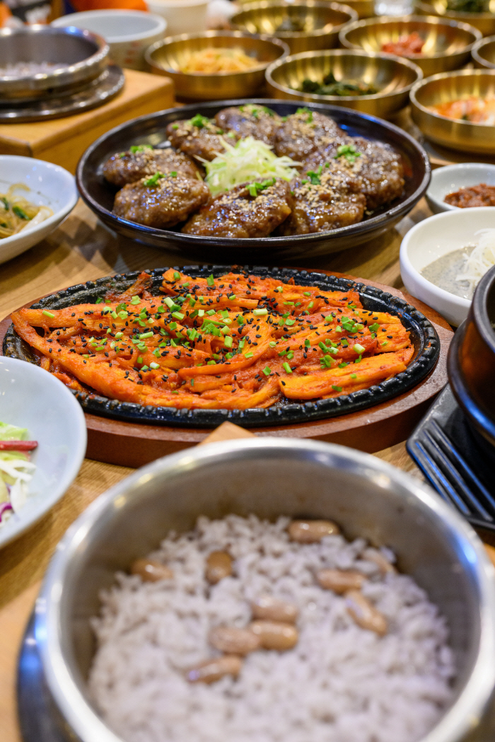 청풍호반 '제천'…여름철 구름 위 놀이터 "눈과 입이 즐겁다"