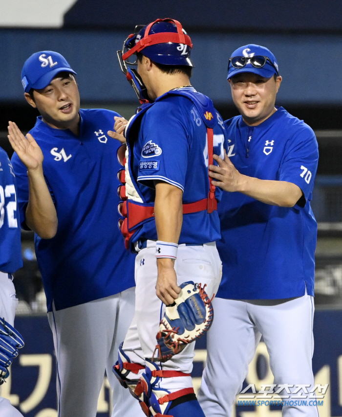 1위도, 2위도 "지금 쓰기엔..." 야구 혁명 피치컴, 현장선 고개 젓…