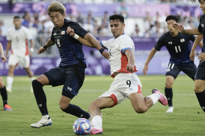 "일본 축구, 몇 년을 앞서가는건가?" 韓이 못 이겨본 파라과이 5-0 …