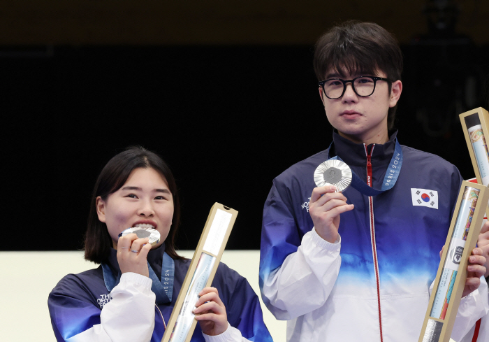 완벽을 추구하는 박하준+편견을 뛰어넘은 금지현=파리 첫 메달 만든 '환상…