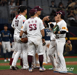 8-0 역전의 희생양, 언제까지 비극의 주인공만 될 거냐...도슨 비보에도 3-9를 뒤집었다