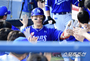 세번 FA 191억을 받는데 첫 월간 MVP 도전이라니... 39세 베테랑의 데뷔 21년 첫 트로피 이뤄질까[SC 포커스]