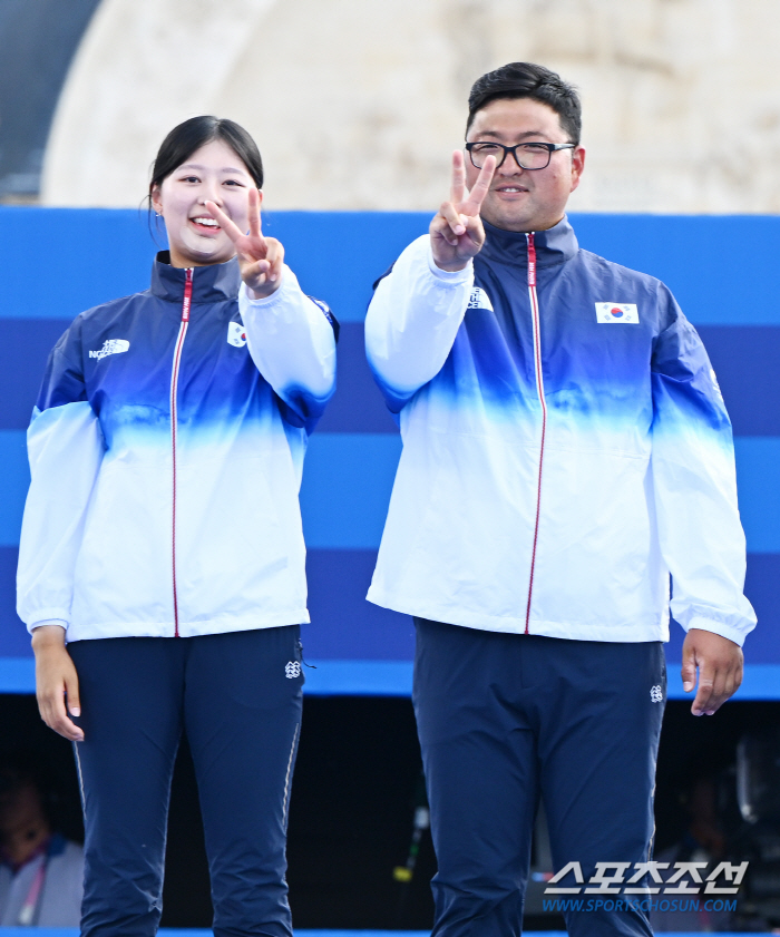 '누가 최약체래?' 활·총·칼·발의 힘으로 만든 대반전, 金 13개 넘어…