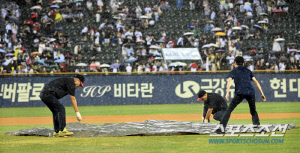 '네일 QS 철벽 불펜' 이래서 1위다! KIA, 4:0 LG에 KO승! '주말 3연전 싹쓸이'[잠실 리뷰]