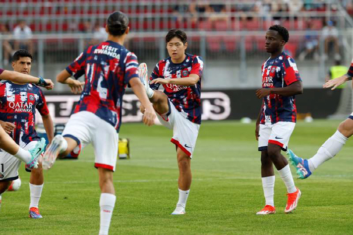 '드리블 NO→PSG 수준 아니다!' 이강인 향한 또 억지 비판 제기, …