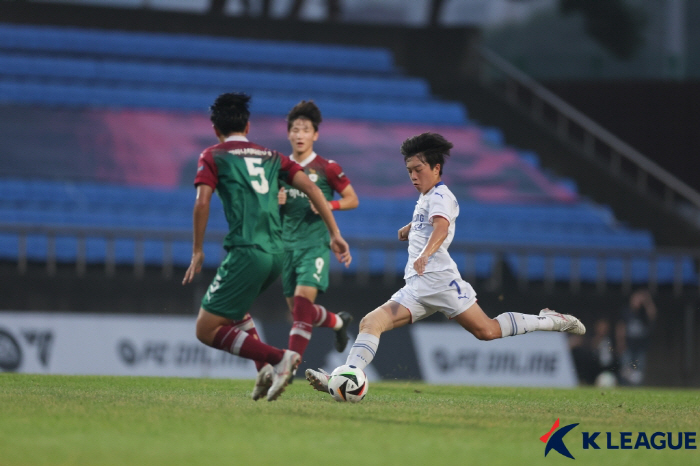 '최지언 결승골' 수원, 대전 1-0으로 꺾고 '2024 GROUND.N…