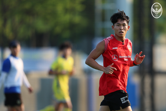 "분데스가 인정한 한국인" 주전 밀린 정우영, 獨 우니온과 협상 중…'이…