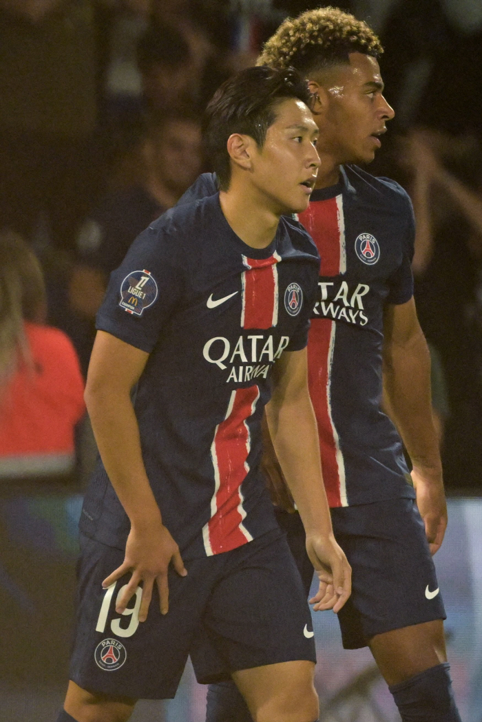 [공식발표]2분4초→리그1 '1호골' 이강인 르아브르전 득점, PSG '…