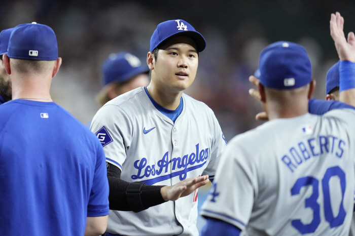 "역사상 가장 위대한 FA 데뷔 시즌", 오타니 50-50에 '6홈런-7도루' 남았다...9월 26G 막판 스퍼트!