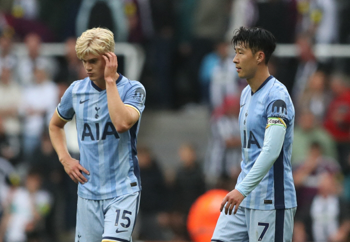 '너무 하네' 객관 평가서는 평점 1위인 손흥민, 주관 평가서는 최하점 …