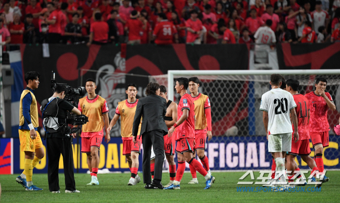 최악의 잔디→아유→'마음고생' 이강인까지 읍소…홍명보호, 중동행→원정이 …