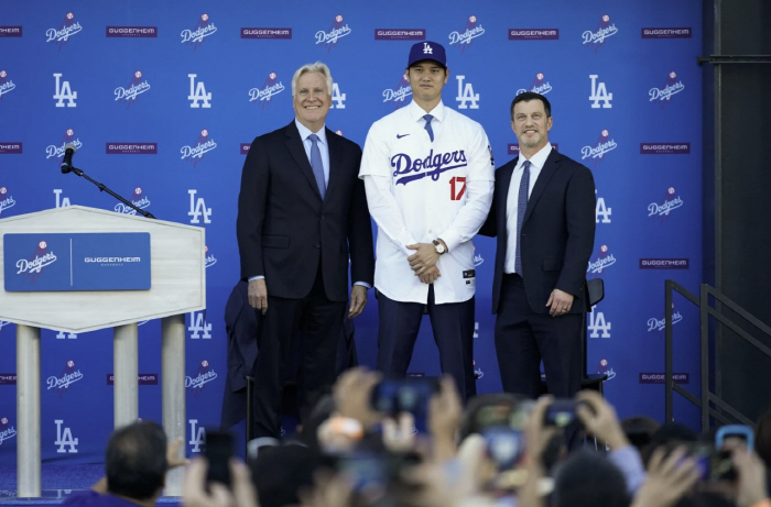 뜨거운 포옹 후 6개월, 트라웃은 그곳에 없었다[스조산책 MLB]