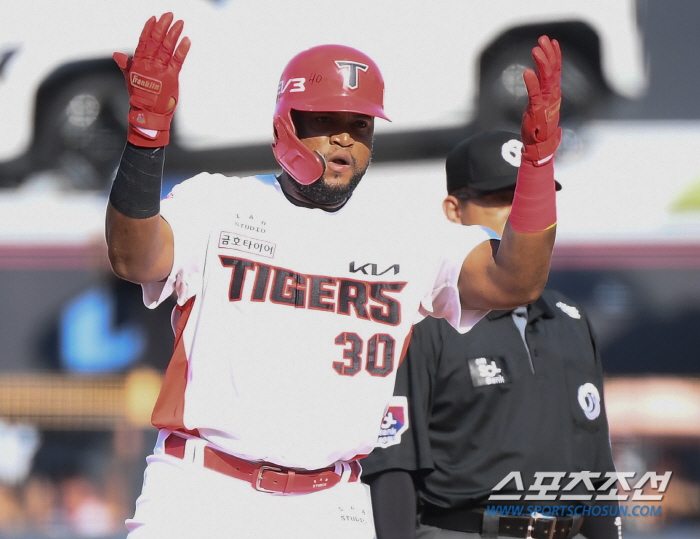 '김도영 KBO 최연소 30홈런-30도루-100타점-100득점' KIA,…