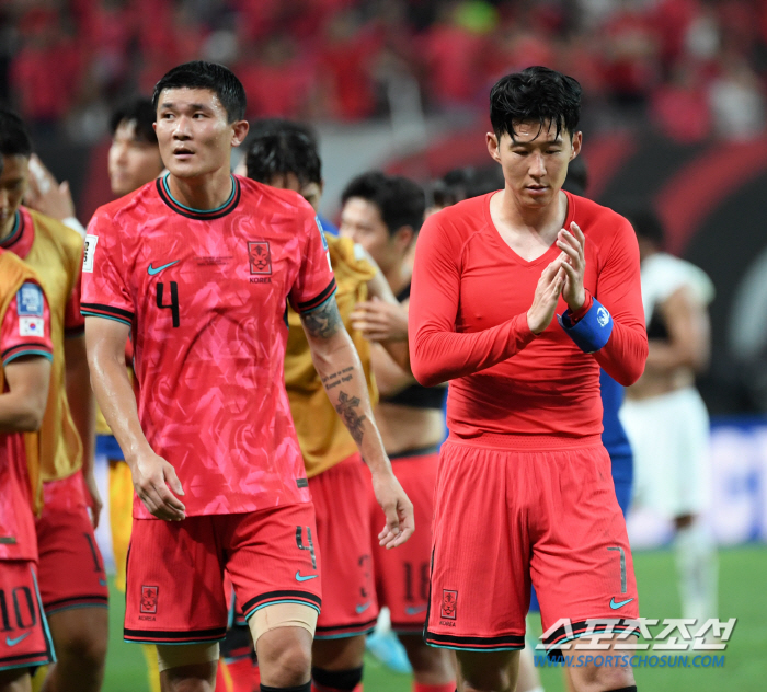 '논란의 붉은악마 인사 생략' 김민재 곧바로 사과 "제가 잘못했고, 반성…